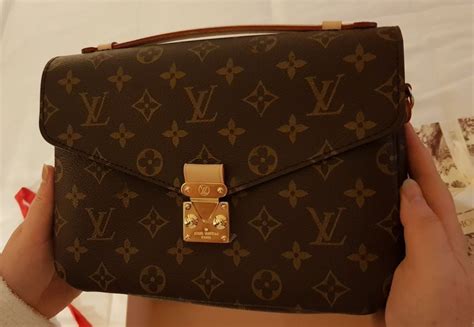 como saber si un pañuelo louis vuitton es original|louis vuitton bolso.